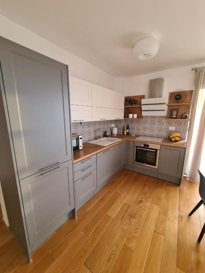 Mariposa Makarska 83M2 New Apartment With Garage Kültér fotó